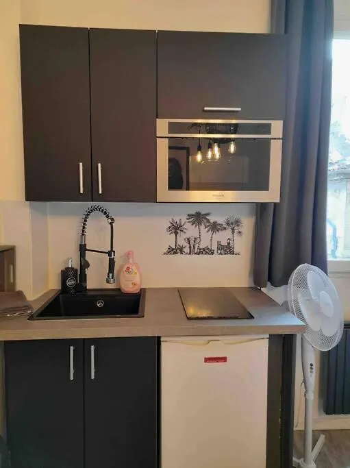 Tres Joli Studio Moderne En Plein Coeur D'Avignon Apartment Avignon